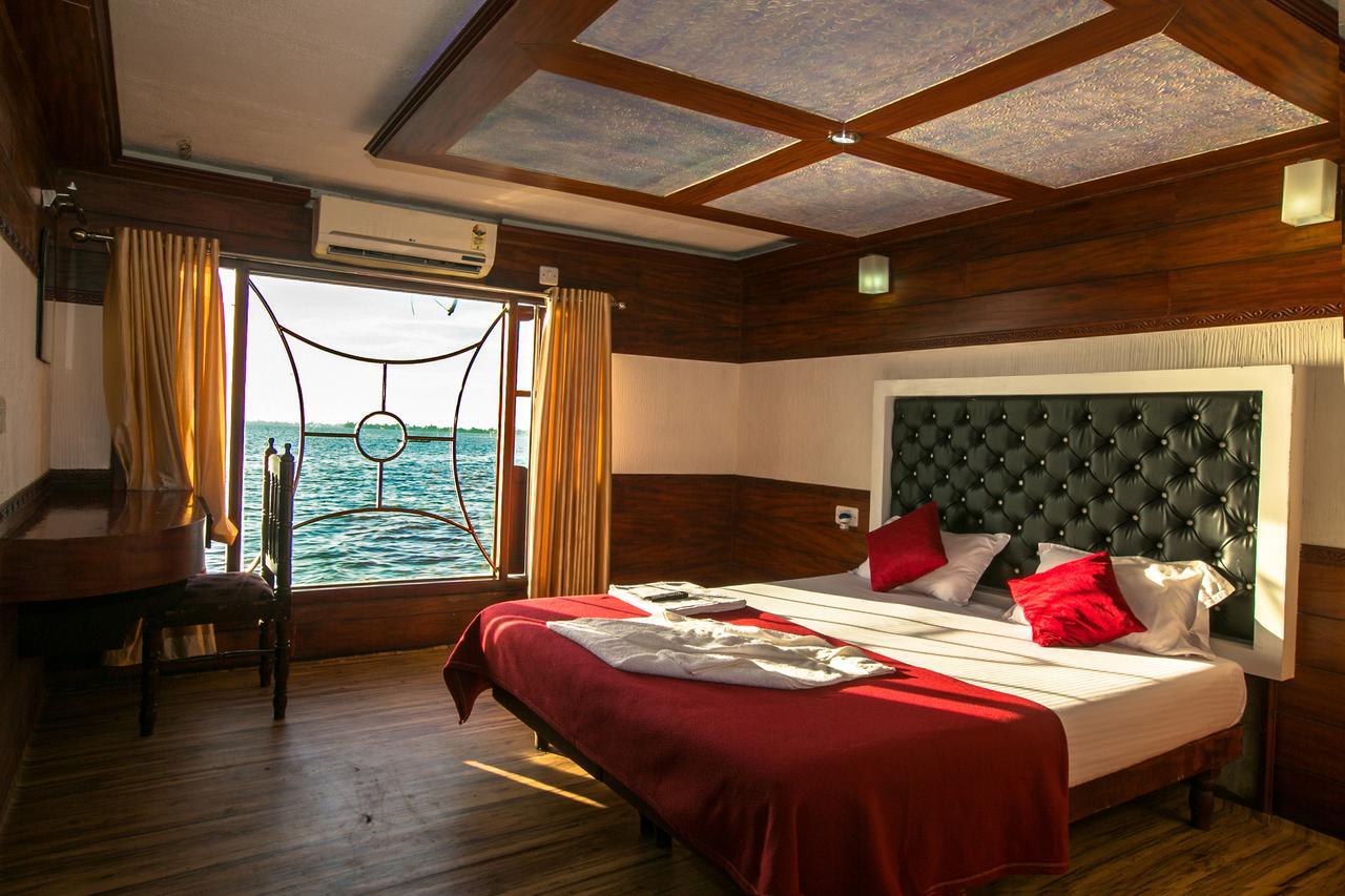 Harmony Houseboats Hotel Alappuzha Luaran gambar