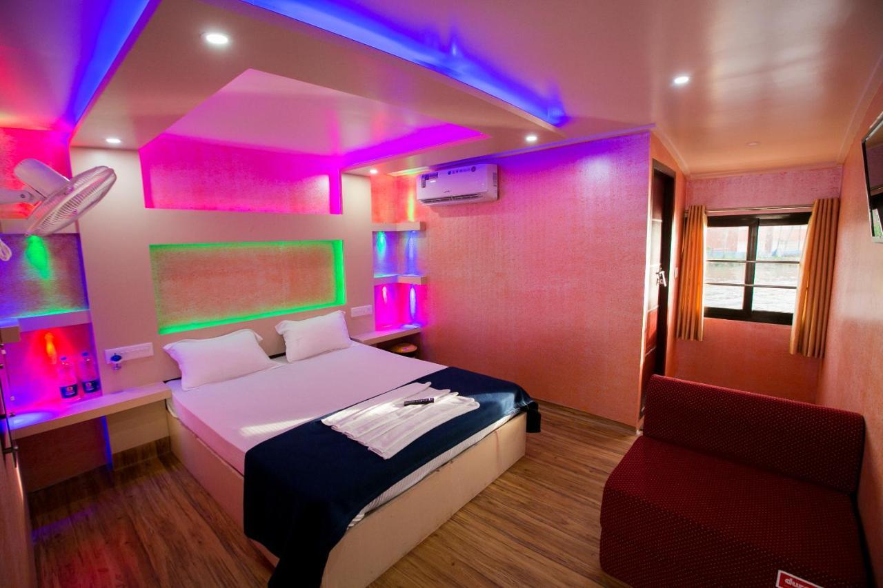 Harmony Houseboats Hotel Alappuzha Luaran gambar